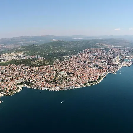 Seaside Holiday House Sibenik - 6635 Σίμπενικ