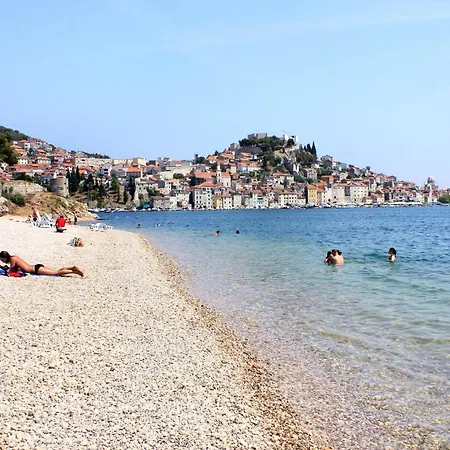 Seaside Holiday House Sibenik - 6635 * Sibenik