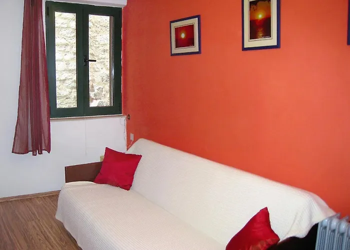 Seaside Holiday House Sibenik - 6635 Holiday home *